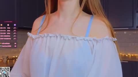 Snapshot of crystaldiva01 chatting on February 26, 2026, 8:35 am Diva online show from February 26, 2026, 8:35 am