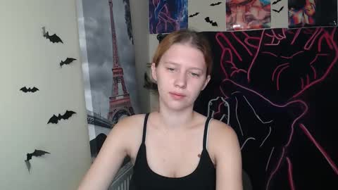 Stella online show from October 29, 2025, 7:21 am