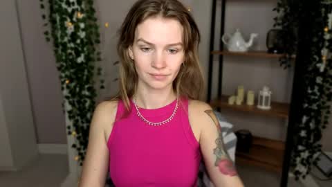 Snapshot of crystalkris_ chatting on May 10, 2026, 1:49 pm Crystal online show from May 10, 2026, 1:49 pm