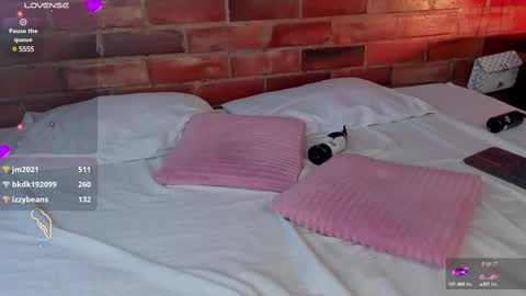 Snapshot of crystalvazquez chatting on March 1, 2025, 4:11 pm Soy Crystal online show from March 1, 2025, 4:11 pm