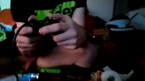 Snapshot of crystelweed chatting on October 13, 2025, 2:00 am crystelweed online show from October 13, 2025, 2:00 am