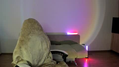 Snapshot of ctrl_v_desire chatting on September 13, 2025, 2:39 pm Kira online show from September 13, 2025, 2:39 pm