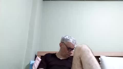 Snapshot of cucaio18 chatting on December 17, 2025, 1:39 pm BIG UNCUT HARD COCK online show from December 17, 2025, 1:39 pm