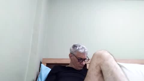 Snapshot of cucaio18 chatting on January 11, 2026, 1:21 am BIG UNCUT HARD COCK online show from January 11, 2026, 1:21 am