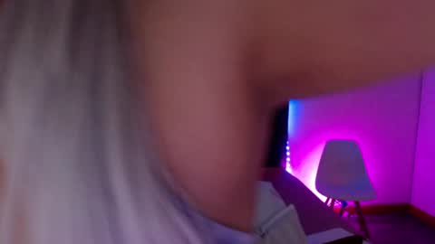 Snapshot of cuckoldlover69_ chatting on December 6, 2024, 3:41 am cuckoldlover69_ online show from December 6, 2024, 3:41 am