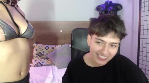 cuddle_bunny_ online show from January 7, 2025, 7:38 pm