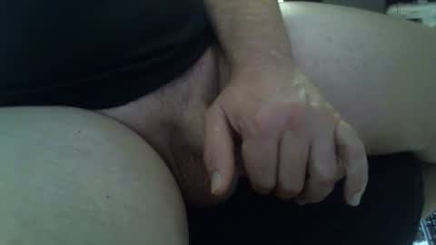 Snapshot of cuddlebeardeluxe chatting on December 18, 2025, 6:25 pm cuddlebeardeluxe online show from December 18, 2025, 6:25 pm