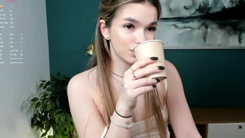 Snapshot of cuddles_jane chatting on May 22, 2026, 7:26 am Silvia online show from May 22, 2026, 7:26 am