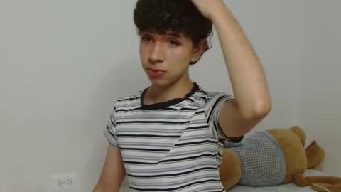 Snapshot of cuddly_twinkie chatting on February 3, 2026, 10:09 am Cuddly online show from February 3, 2026, 10:09 am