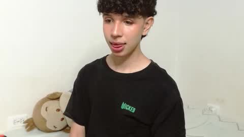 Snapshot of cuddly_twinkie chatting on February 10, 2026, 10:30 am Cuddly online show from February 10, 2026, 10:30 am