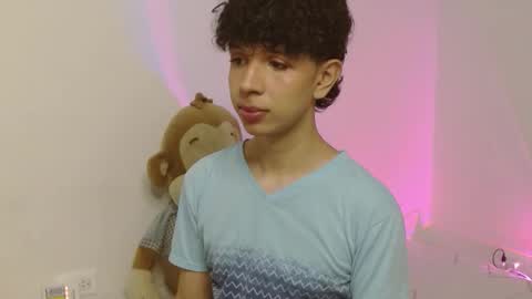 Snapshot of cuddly_twinkie chatting on February 13, 2026, 11:06 am Cuddly online show from February 13, 2026, 11:06 am