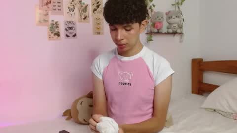 Cuddly online show from May 24, 2026, 7:46 am