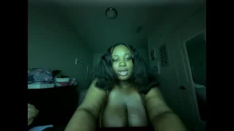 Snapshot of cum4maxsgirl chatting on February 11, 2026, 1:10 am cutiecamgirl 3 online show from February 11, 2026, 1:10 am