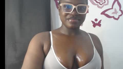 Snapshot of cum_coco_sweet chatting on February 4, 2026, 12:27 am Coco sweet online show from February 4, 2026, 12:27 am