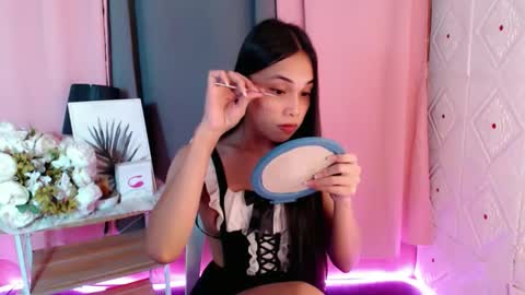 Snapshot of cum_fuck_me69 chatting on February 15, 2026, 5:37 am kez online show from February 15, 2026, 5:37 am