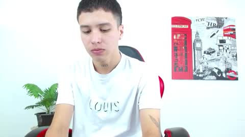 cumandres online show from November 7, 2025, 2:17 pm