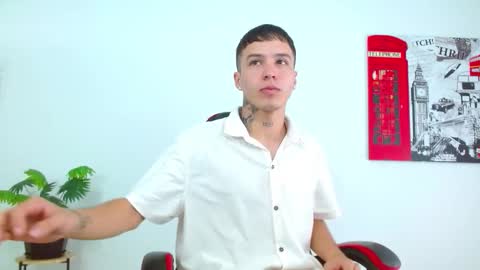 cumandres online show from March 4, 2026, 3:40 pm