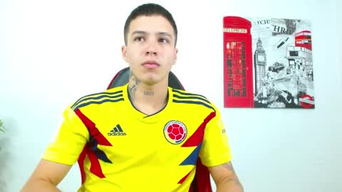 cumandres online show from May 26, 2026, 3:19 pm