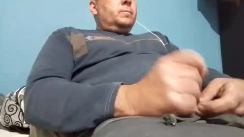 cumbian_chero online show from February 24, 2025, 9:10 am