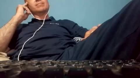 cumbian_chero online show from May 8, 2026, 11:32 pm