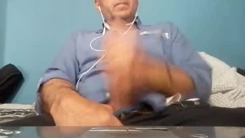 cumbian_chero online show from May 12, 2026, 4:04 pm
