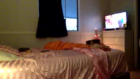 Snapshot of cumdumpslutgirl chatting on December 25, 2024, 12:37 am CumDumpSlut online show from December 25, 2024, 12:37 am