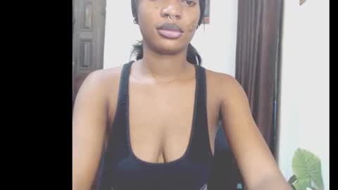 cumebony_petit online show from February 27, 2026, 8:47 am