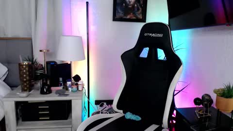 Snapshot of cumguzzlingskank chatting on March 7, 2026, 1:13 am cumguzzlingskank online show from March 7, 2026, 1:13 am