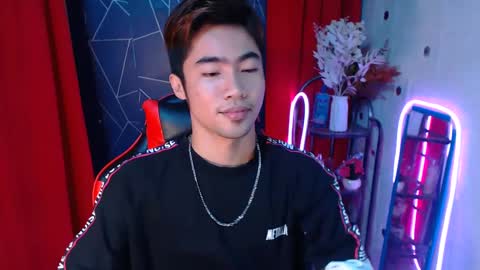 Snapshot of cumhavefun25 chatting on December 12, 2024, 6:42 pm ask me online show from December 12, 2024, 6:42 pm