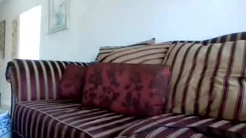 Snapshot of cummfights chatting on February 1, 2026, 4:38 pm Charlie Mitchell online show from February 1, 2026, 4:38 pm