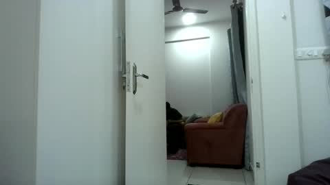 Snapshot of cummforuu chatting on March 1, 2025, 5:38 pm Cumms Cam online show from March 1, 2025, 5:38 pm