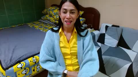 Snapshot of cummleahcumm chatting on December 16, 2024, 7:04 am Leah Vergara online show from December 16, 2024, 7:04 am