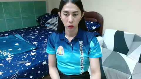 Snapshot of cummleahcumm chatting on February 13, 2025, 7:03 am Leah Vergara online show from February 13, 2025, 7:03 am