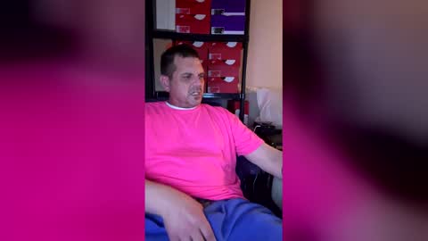 cummsalot425 online show from April 17, 2026, 6:16 am