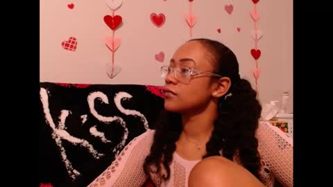 Snapshot of cumplzqueen chatting on February 13, 2026, 2:07 am Nia Reese online show from February 13, 2026, 2:07 am