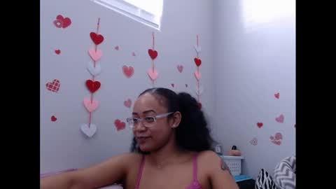 Snapshot of cumplzqueen chatting on February 13, 2026, 9:33 pm Nia Reese online show from February 13, 2026, 9:33 pm