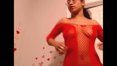 Snapshot of cumplzqueen chatting on February 15, 2026, 1:46 am Nia Reese online show from February 15, 2026, 1:46 am