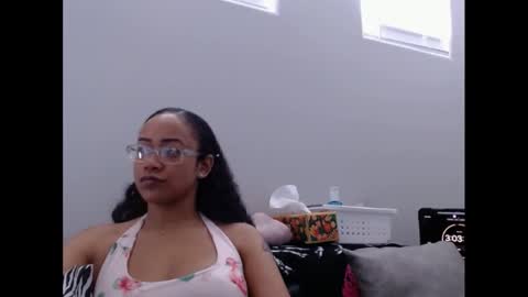 Snapshot of cumplzqueen chatting on February 20, 2026, 7:47 pm Nia Reese online show from February 20, 2026, 7:47 pm