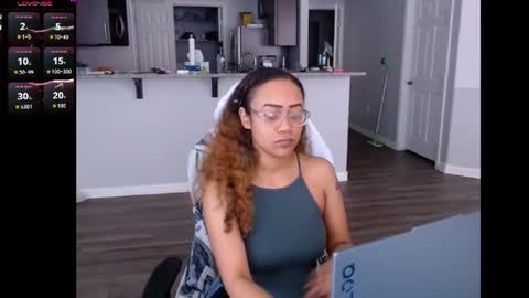 Nia Reese online show from June 22, 2026, 7:33 pm