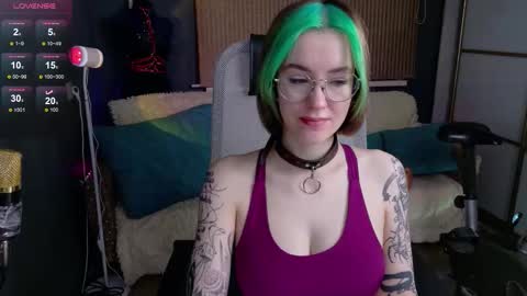 Snapshot of cumpotikeve chatting on October 24, 2025, 3:58 am CUMpotikEve online show from October 24, 2025, 3:58 am