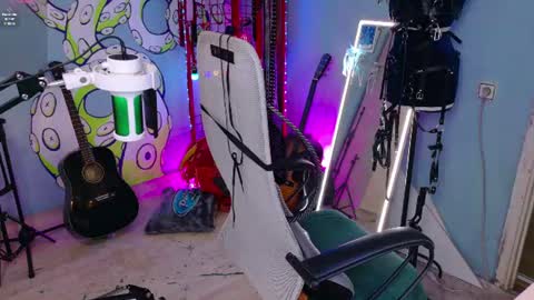 CUMpotikEve online show from July 16, 2026, 2:17 am