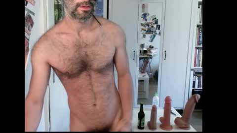 Snapshot of cumshow_x chatting on November 18, 2025, 7:35 am Cumshow online show from November 18, 2025, 7:35 am