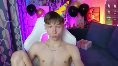 cumte_boy online show from March 26, 2026, 1:11 am