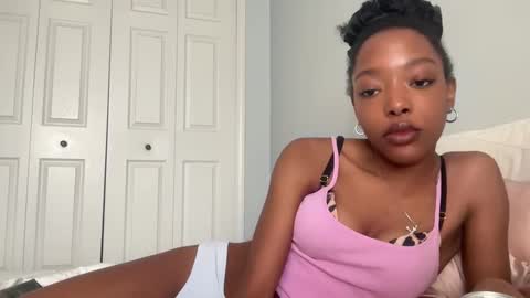 Anna online show from March 12, 2025, 4:56 pm