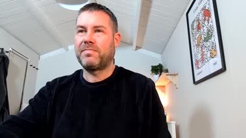 Snapshot of cupcakecreampie chatting on November 1, 2025, 1:40 am Adam online show from November 1, 2025, 1:40 am