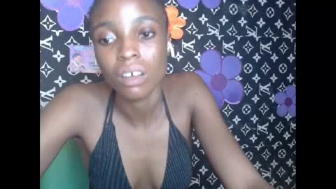 Snapshot of cupidxdoll chatting on February 15, 2025, 8:11 am cupidxdoll online show from February 15, 2025, 8:11 am