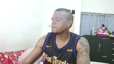 Snapshot of cuplex_hotlatina94 chatting on December 9, 2024, 10:54 am dominic and julieta... independent models online show from December 9, 2024, 10:54 am