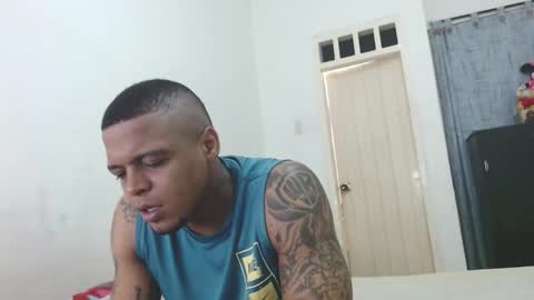 Snapshot of cuplex_hotlatina94 chatting on December 16, 2024, 10:08 am dominic and julieta... independent models online show from December 16, 2024, 10:08 am