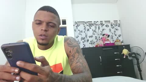 Snapshot of cuplex_hotlatina94 chatting on January 3, 2025, 10:41 am dominic and julieta... independent models online show from January 3, 2025, 10:41 am