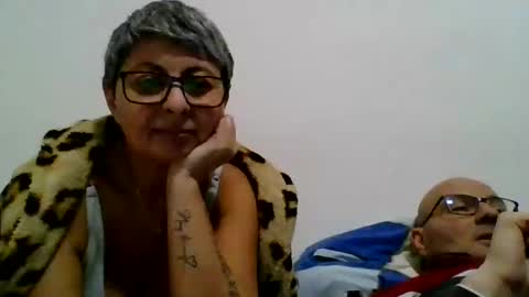 Snapshot of cuplu4346529860 chatting on December 3, 2024, 8:28 pm couple online show from December 3, 2024, 8:28 pm